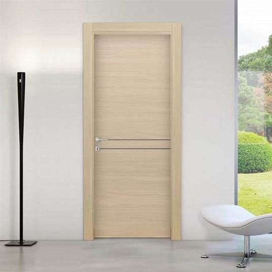 Porte interne in legno di quercia decorata